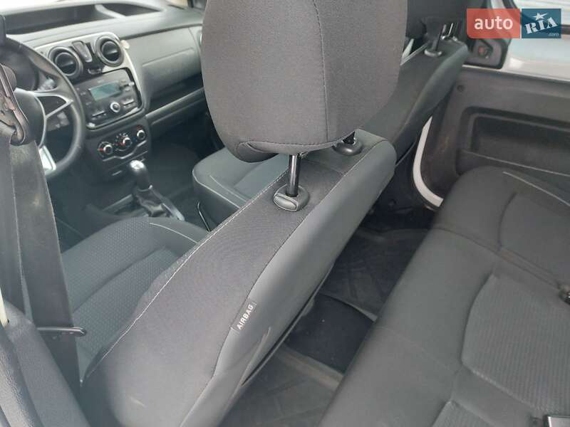 Минивэн Renault Dokker 2018 в Косове фото 34 Минивэн Renault Dokker 2018 в Косове