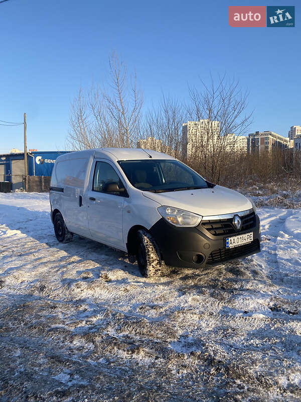 Грузовой фургон Renault Dokker 2016 в Киеве