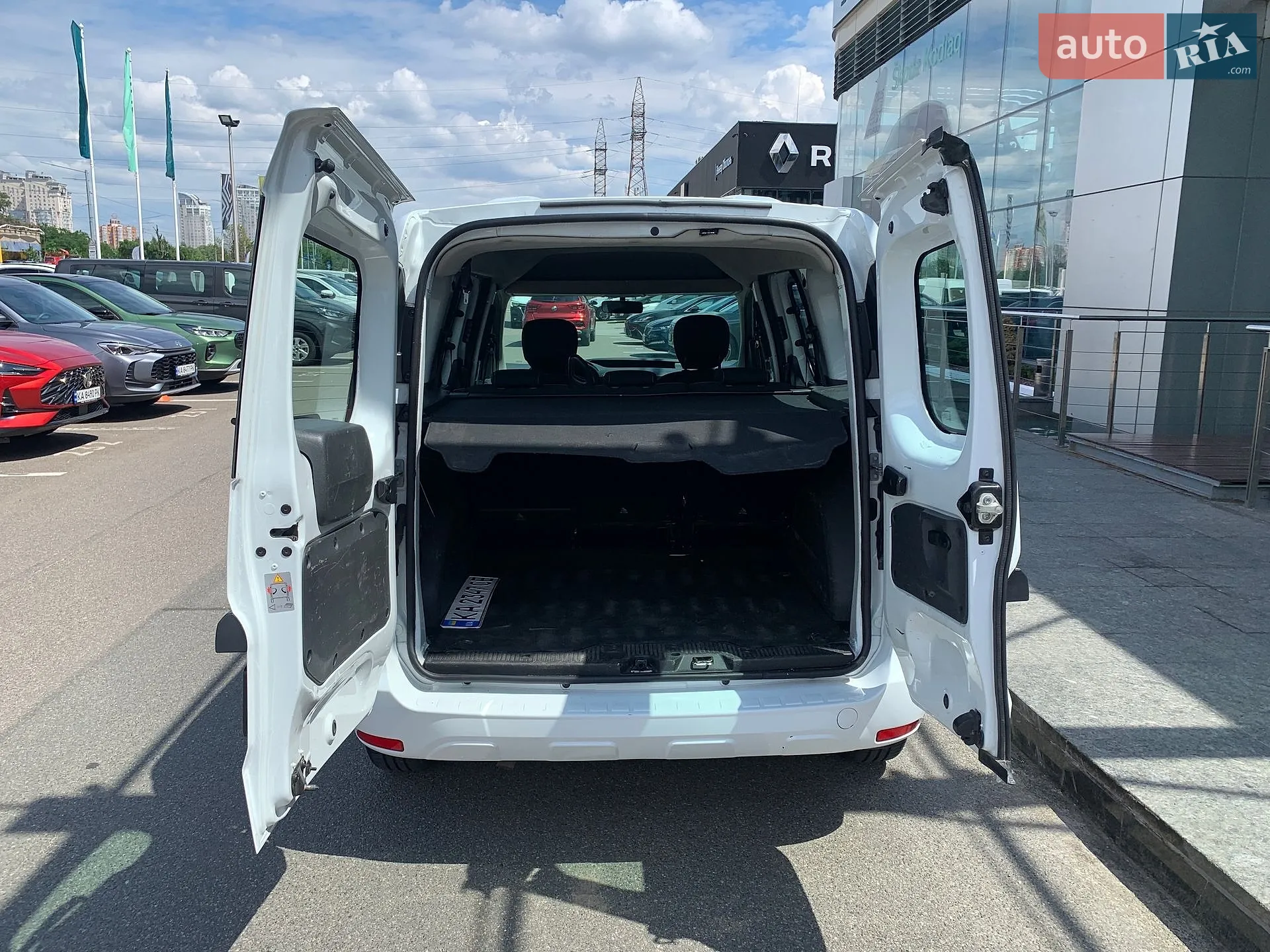 2021 Renault Dokker - мініатюра 10
