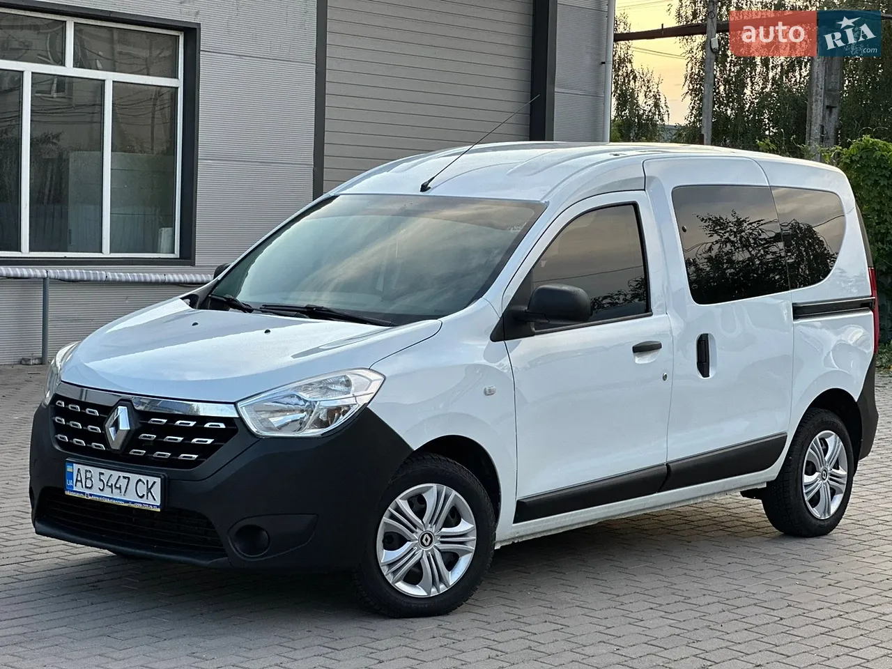 2010 Dacia Duster - мініатюра 51
