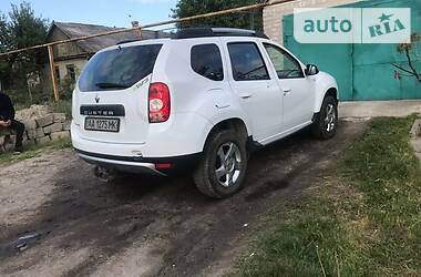 Внедорожник / Кроссовер Renault Duster 2012 в Вольногорске