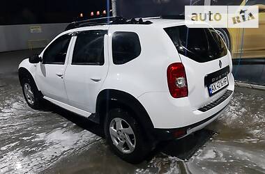 Внедорожник / Кроссовер Renault Duster 2013 в Мелитополе