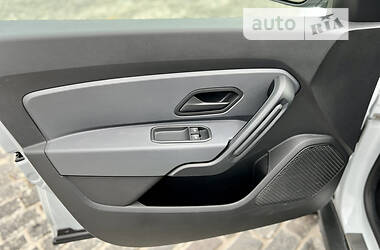 Внедорожник / Кроссовер Renault Duster 2020 в 
