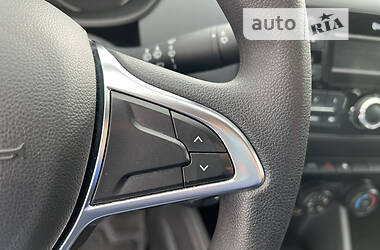 Внедорожник / Кроссовер Renault Duster 2020 в 