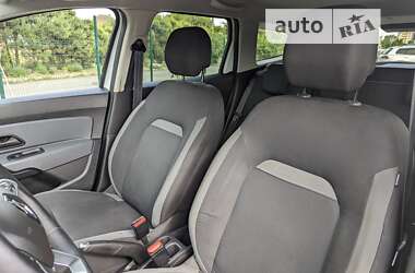 Позашляховик / Кросовер Renault Duster 2020 в 