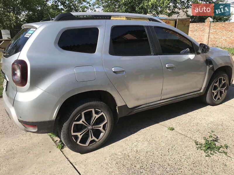 Внедорожник / Кроссовер Renault Duster 2020 в 