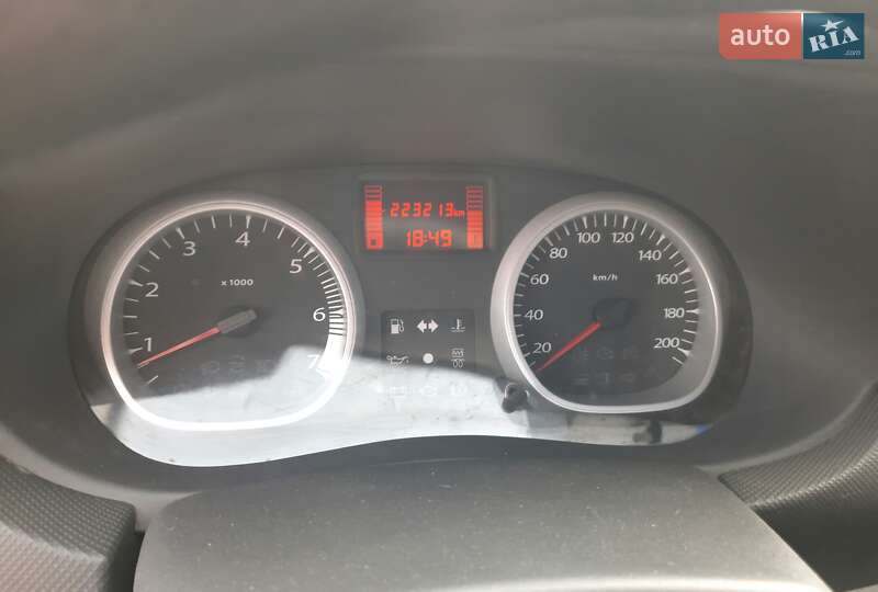 Позашляховик / Кросовер Renault Duster 2013 в Житомирі фото 8 Позашляховик / Кросовер Renault Duster 2013 в Житомирі