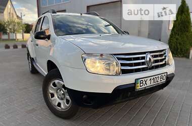 Внедорожник / Кроссовер Renault Duster 2014 в Хмельницком