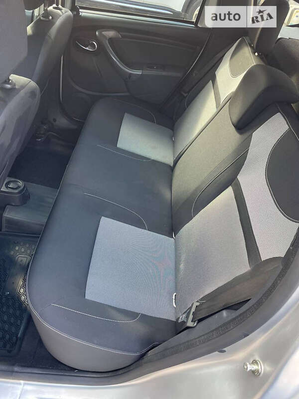 Внедорожник / Кроссовер Renault Duster 2016 в Кривом Роге