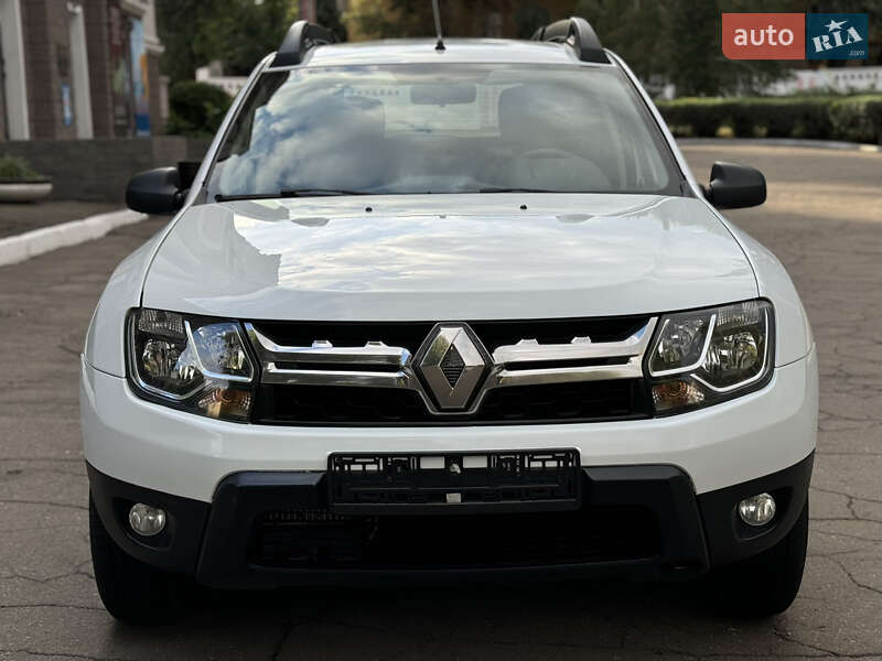 Внедорожник / Кроссовер Renault Duster 2017 в Каменском