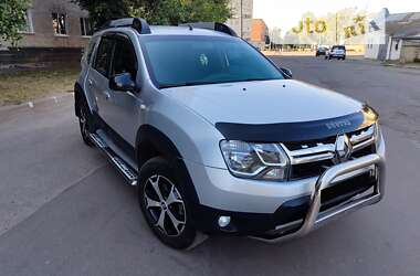 Внедорожник / Кроссовер Renault Duster 2017 в Ромнах