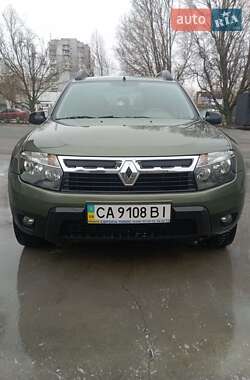 Внедорожник / Кроссовер Renault Duster 2013 в Каменском