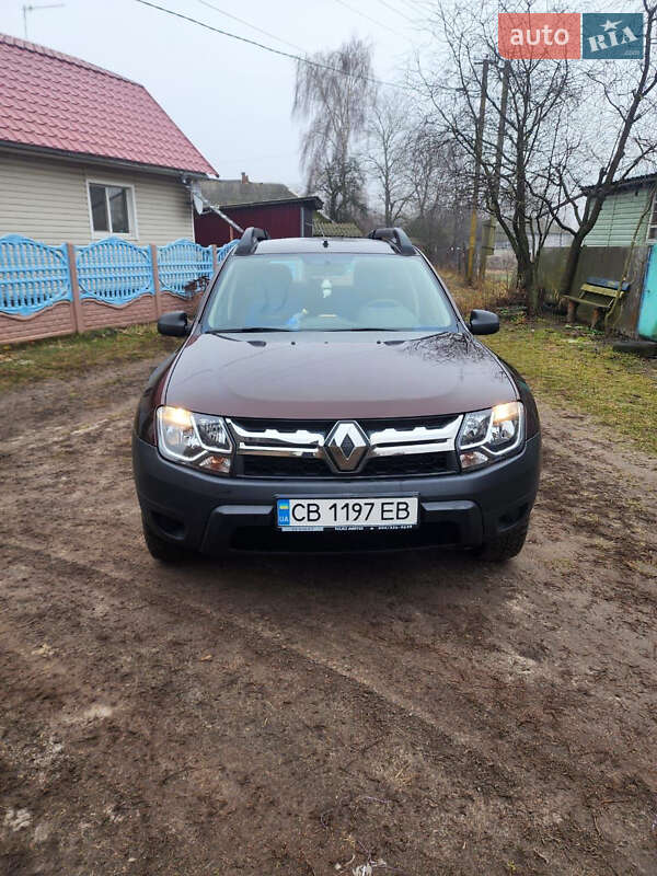 Внедорожник / Кроссовер Renault Duster 2017 в Батурине