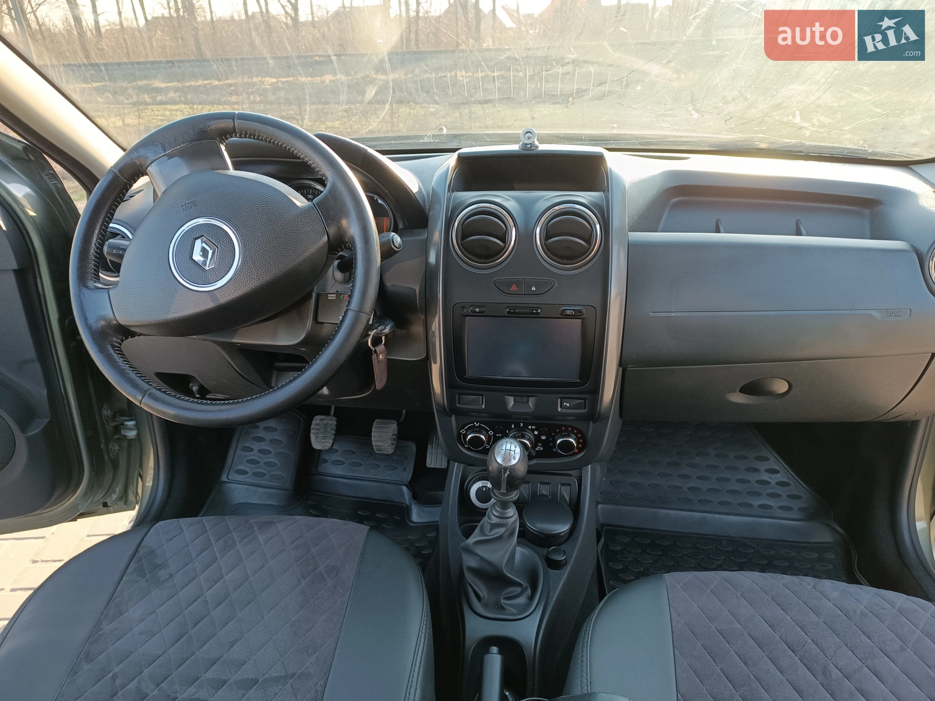 2015 Renault Duster - мініатюра 9