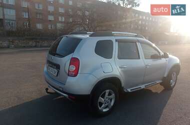 Внедорожник / Кроссовер Renault Duster 2011 в 