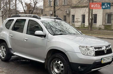 Внедорожник / Кроссовер Renault Duster 2010 в 