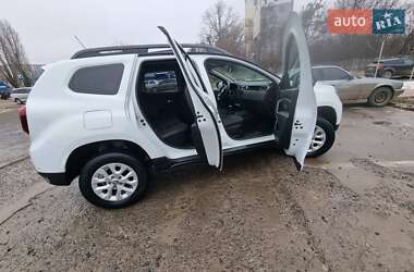 Позашляховик / Кросовер Renault Duster 2022 в 