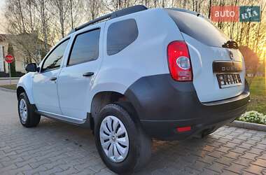 Позашляховик / Кросовер Renault Duster 2013 в 