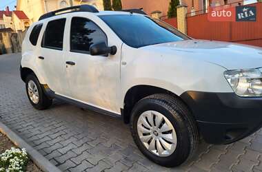 Позашляховик / Кросовер Renault Duster 2013 в 