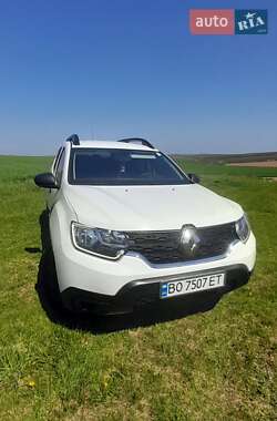 Внедорожник / Кроссовер Renault Duster 2020 в 