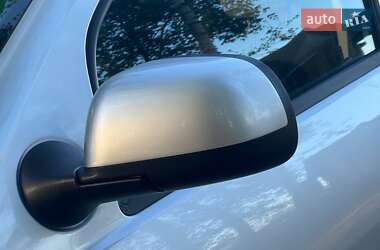 Внедорожник / Кроссовер Renault Duster 2011 в 