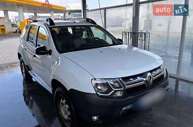 Внедорожник / Кроссовер Renault Duster 2017 в 
