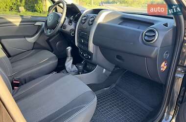 Внедорожник / Кроссовер Renault Duster 2015 в 