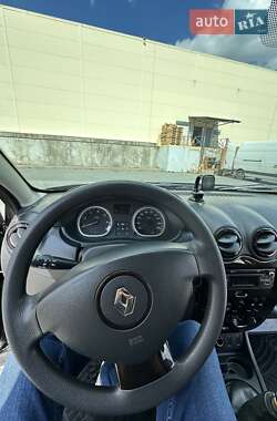 Позашляховик / Кросовер Renault Duster 2012 в 