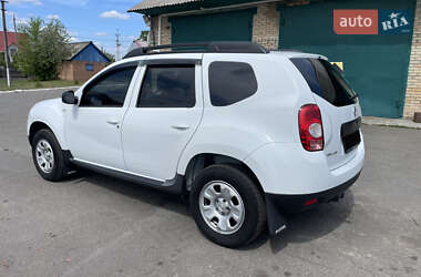 Внедорожник / Кроссовер Renault Duster 2011 в 