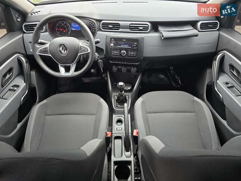Позашляховик / Кросовер Renault Duster 2020 в 