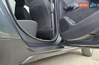 Позашляховик / Кросовер Renault Duster 2020 в 