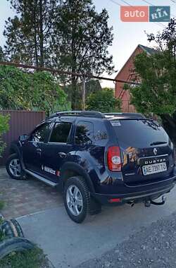 Внедорожник / Кроссовер Renault Duster 2012 в 