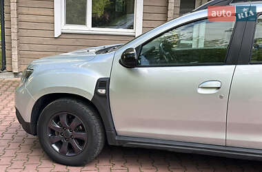 Позашляховик / Кросовер Renault Duster 2021 в 