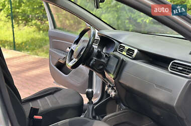 Позашляховик / Кросовер Renault Duster 2021 в 