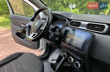 Позашляховик / Кросовер Renault Duster 2021 в 