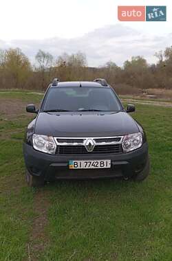 Внедорожник / Кроссовер Renault Duster 2011 в 