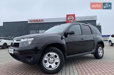 Внедорожник / Кроссовер Renault Duster 2013 в 