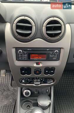 Внедорожник / Кроссовер Renault Duster 2013 в 