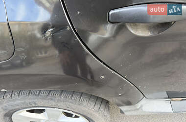 Внедорожник / Кроссовер Renault Duster 2012 в 