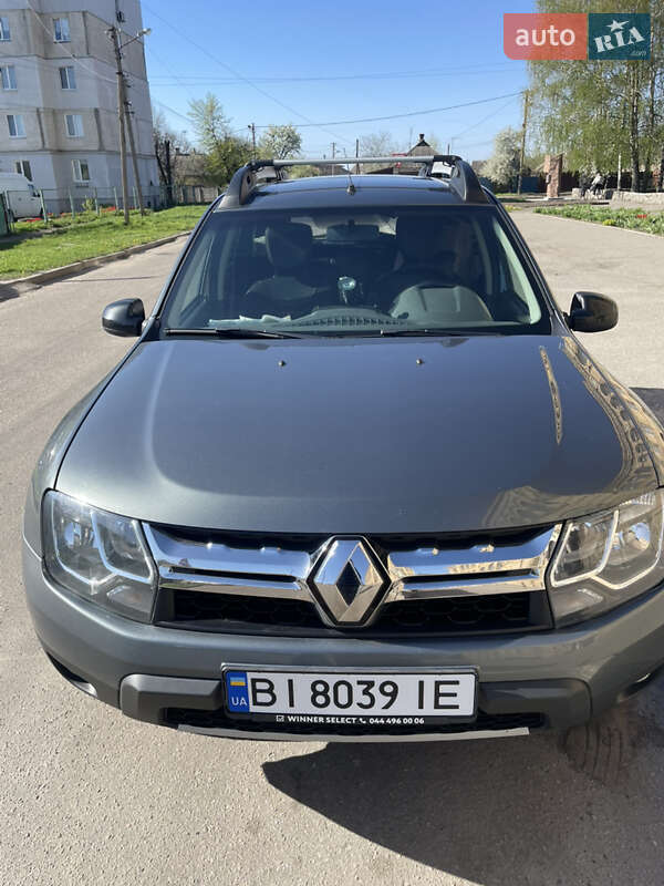 Внедорожник / Кроссовер Renault Duster 2017 в 