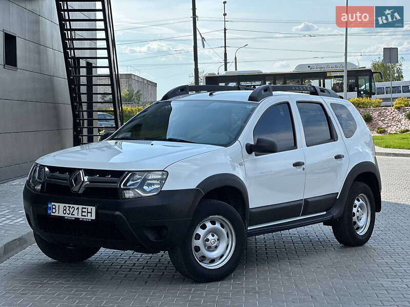 Внедорожник / Кроссовер Renault Duster 2017 в 