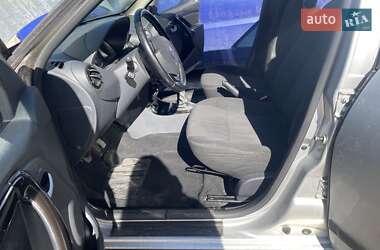 Внедорожник / Кроссовер Renault Duster 2012 в 