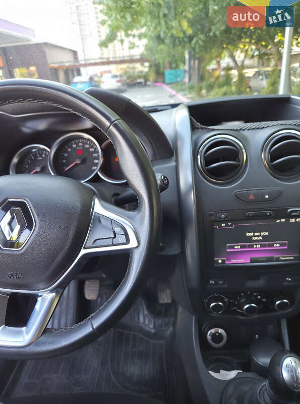 Внедорожник / Кроссовер Renault Duster 2017 в Одессе