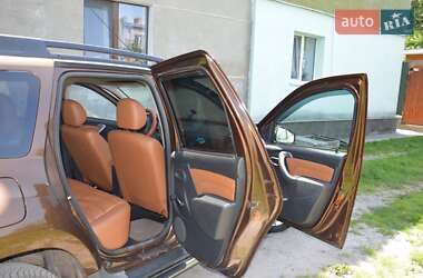 Внедорожник / Кроссовер Renault Duster 2013 в 