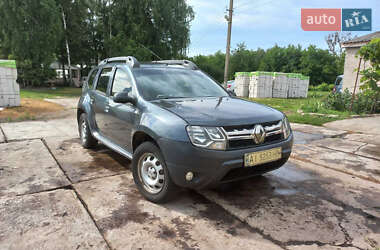 Внедорожник / Кроссовер Renault Duster 2017 в Згуровке