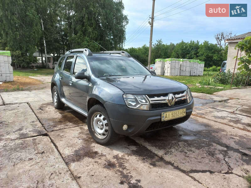 Внедорожник / Кроссовер Renault Duster 2017 в Згуровке
