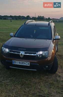 Внедорожник / Кроссовер Renault Duster 2010 в Гадяче