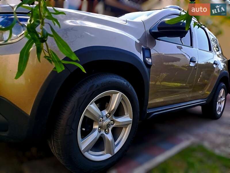 Внедорожник / Кроссовер Renault Duster 2018 в 