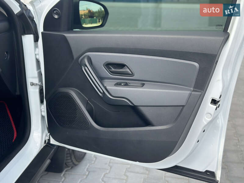 Внедорожник / Кроссовер Renault Duster 2022 в Кропивницком
