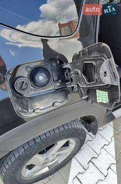 Внедорожник / Кроссовер Renault Duster 2013 в 